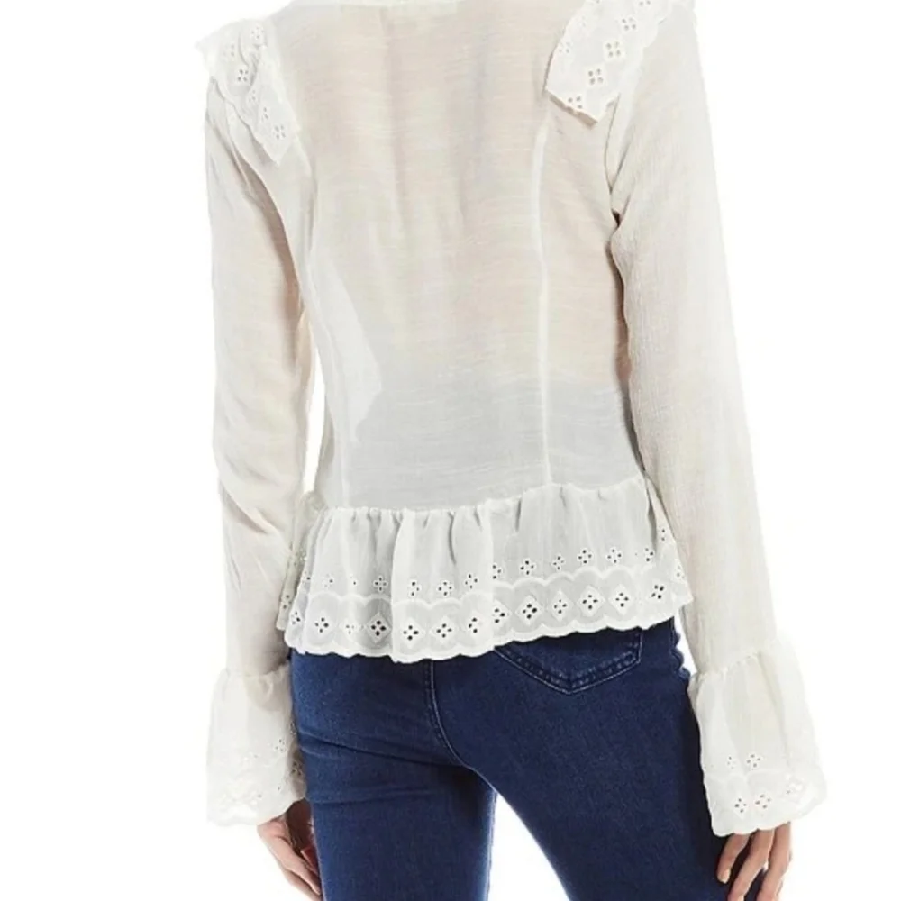 NWT C & V Eyelet Ruffle Long Sleeve Top - Picture 2 of 7